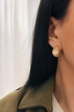 Claudia Gold - Image 2