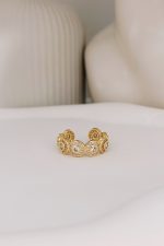 Amelia Gold - Image 2