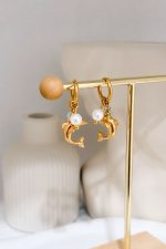 Dolphin Gold
